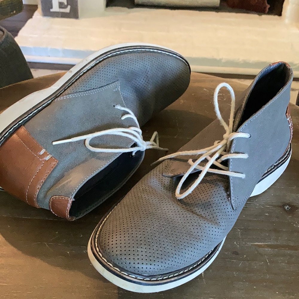 Sonoma Men’s high top dress shoes